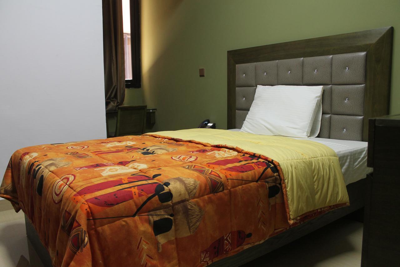 Wakola Hotel Cheikh Anta Dakar Kültér fotó